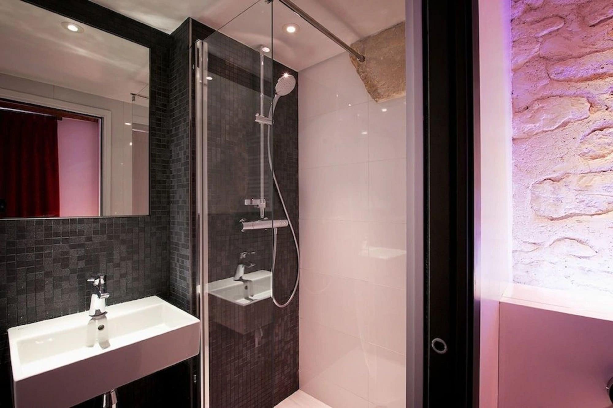 Hotel Le Clos De Notre Dame Paris Exterior foto